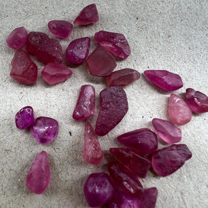 Gemstone De stash Sale - Raw pink sapphire crystals by Tamara Gomez