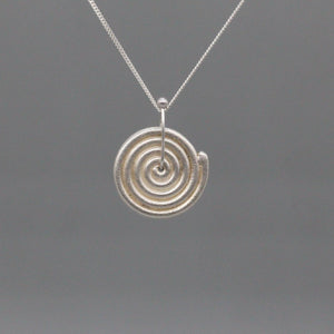 Spiral sequin pendant in silver