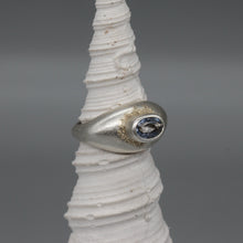 Load image into Gallery viewer, Sapphire and silver bombé style ring, size L