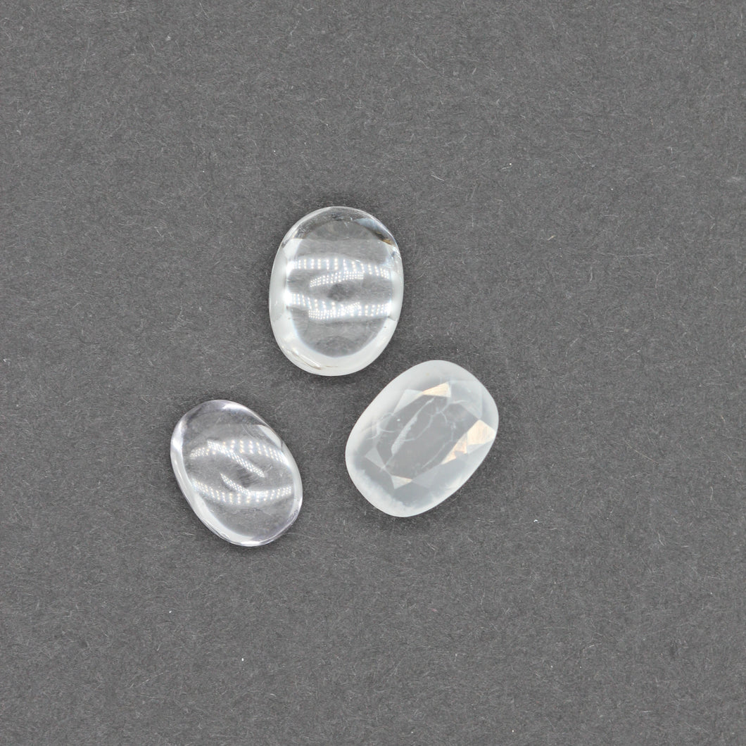 Gemstone De stash Sale - Oval white sapphire gemstones by Tamara Gomez