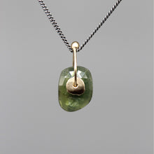 Load image into Gallery viewer, Forest Green Sapphire Slice Sequin Pendant Necklace