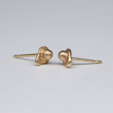Load image into Gallery viewer, Sculptural Gold Stud Earrings
