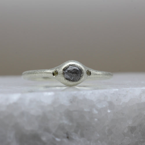 Sculpted rough diamond ring with yellow diamonds in white gold by Tamara Gomez