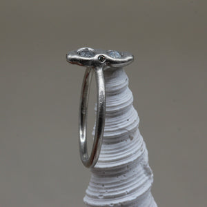 TGRDR61_Double_Rough_Diamond_Ring_in_White_Gold_with_White_Diamonds_by_Tamara_GomezDouble_rough_diamond_ring_in_white_gold_6