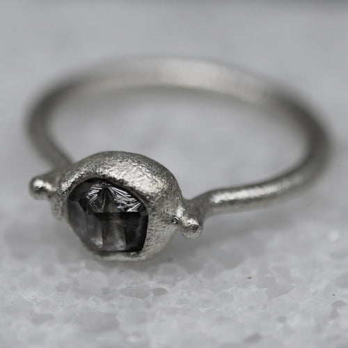 Molten Set Rough Diamond Ring in Silver – Signature Design