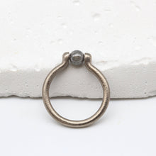 Load image into Gallery viewer, Abacus ring in white gold with diamond - Sale