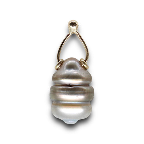 Single Tahitian pearl earring in yellow gold  by Tamara Gomez
