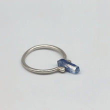 Load image into Gallery viewer, Tamara Gomez MA122 Abacus sterling silver ring with polished Sri Lankan sapphire crystal front view