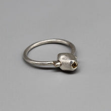Load image into Gallery viewer, Tamara Gomez MA123 Abacus yellow sapphire ring in sterling silver side view