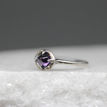 Load image into Gallery viewer, Purple sapphire ring in sterling silver with flecks of 18ct gold, featuring a hand cut Sri Lankan sapphire, handcrafted in London by Tamara Gomez.