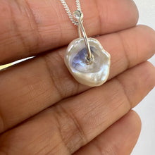 Load image into Gallery viewer, Watercolour sapphire and Keshi pearl sequin pendant necklace handcrafted in sterling silver by Tamara Gomez.