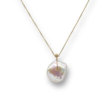Load image into Gallery viewer, 9ct yellow gold Sequin necklace with sculptural Keshi pearl
Handcrafted Keshi pearl pendant necklace in solid 9ct yellow gold