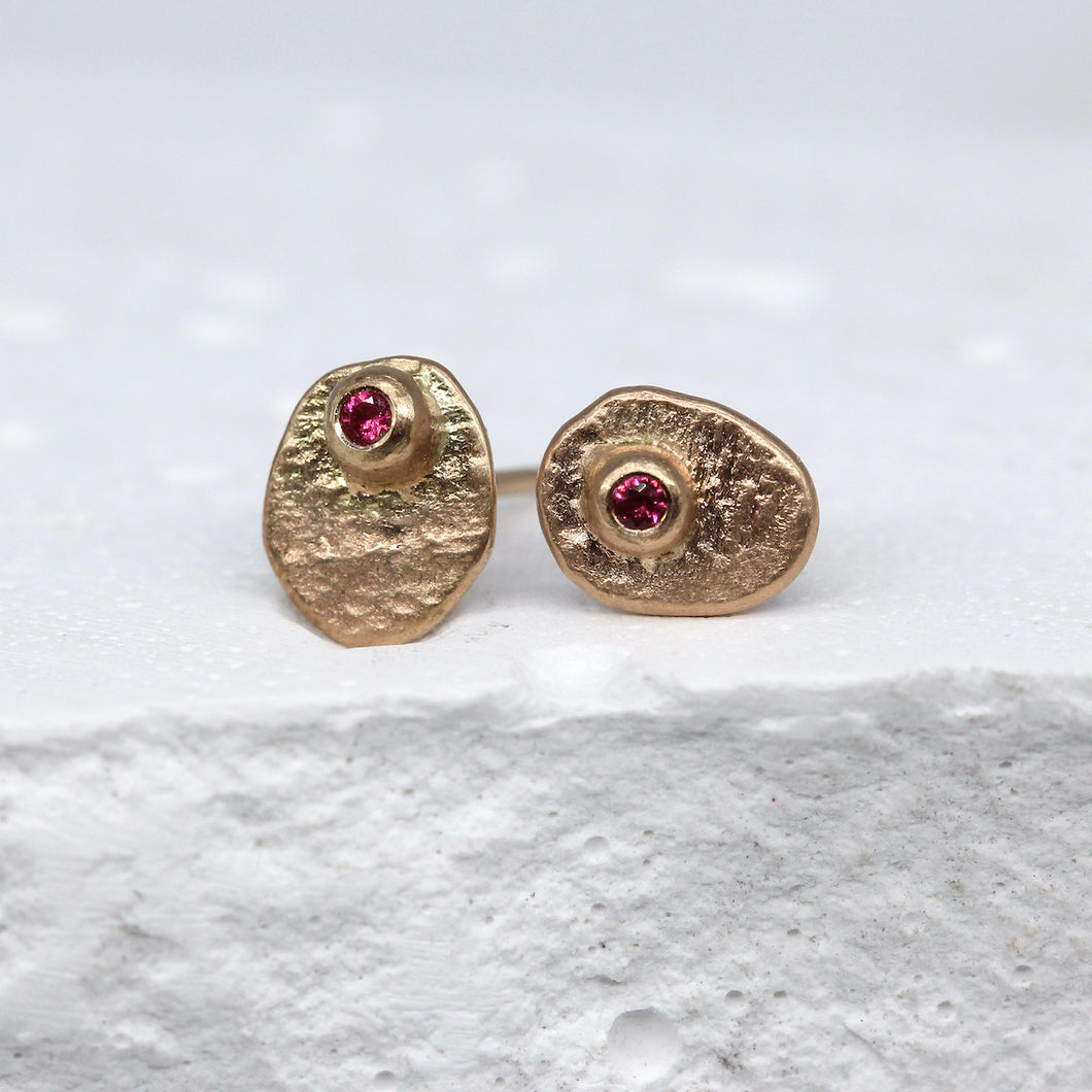Oddity Sculptural Studs in 9ct Yellow Gold with Pink Spinel