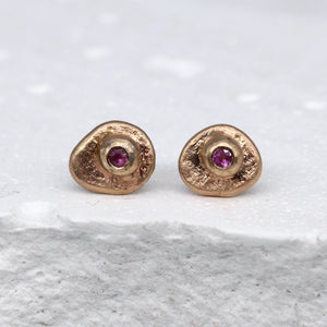 Oddity Sculptural Ear Studs in 9ct Yellow Gold with Pink Sapphires