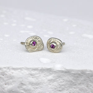 Oddity Sculptural Stud Earrings in 9ct White Gold with Pink Sapphires