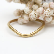 Load image into Gallery viewer, Curved wedding ring 18ct yellow gold 1.5mm wide by Tamara Gomez