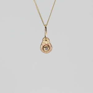 Oddity sculptural pendant necklace in yellow gold with diamond