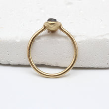 Load image into Gallery viewer, Double rose cut and rough diamond ring in yellow gold